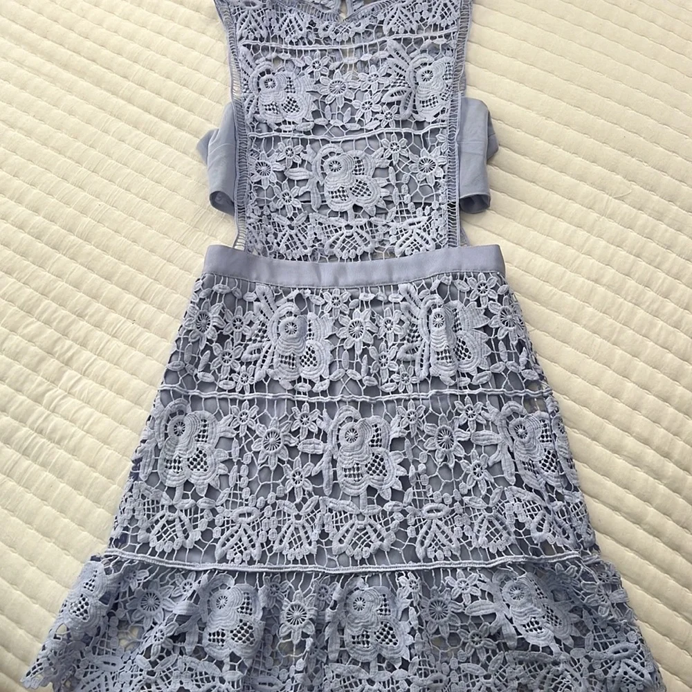 Aqua Lace Dress - Picture 4 of 9